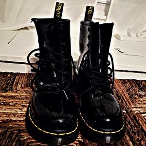 Dr. Martens boots 1460